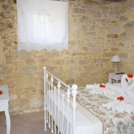 Margarita Mansion, With Private Heated Pool! * Kalandares