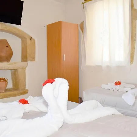 Holiday home Margarita Mansion, With Private Heated Pool! Kalandares