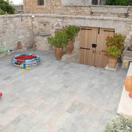 Margarita Mansion, With Private Heated Pool! Kalandares